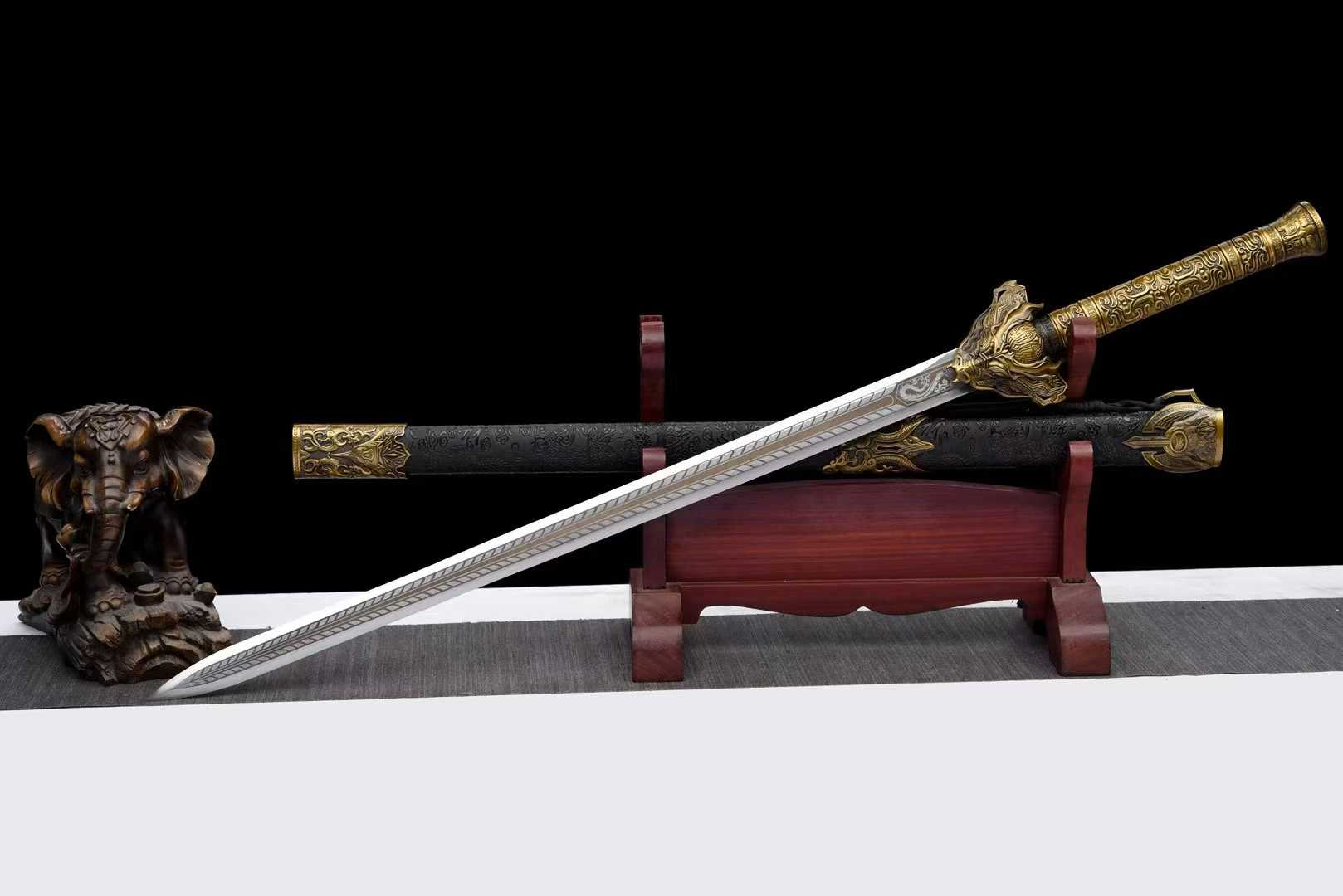 Kiếm Mực Long Chiến Kiếm